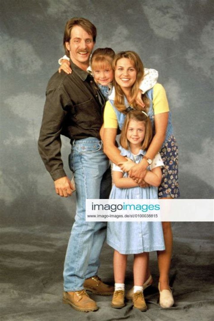 Uncover The Secrets: Meet Jeff Foxworthy's Family!